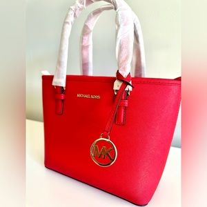 Michael Kors Jet Set Saffiano Leather Top-Zip Tote Bag